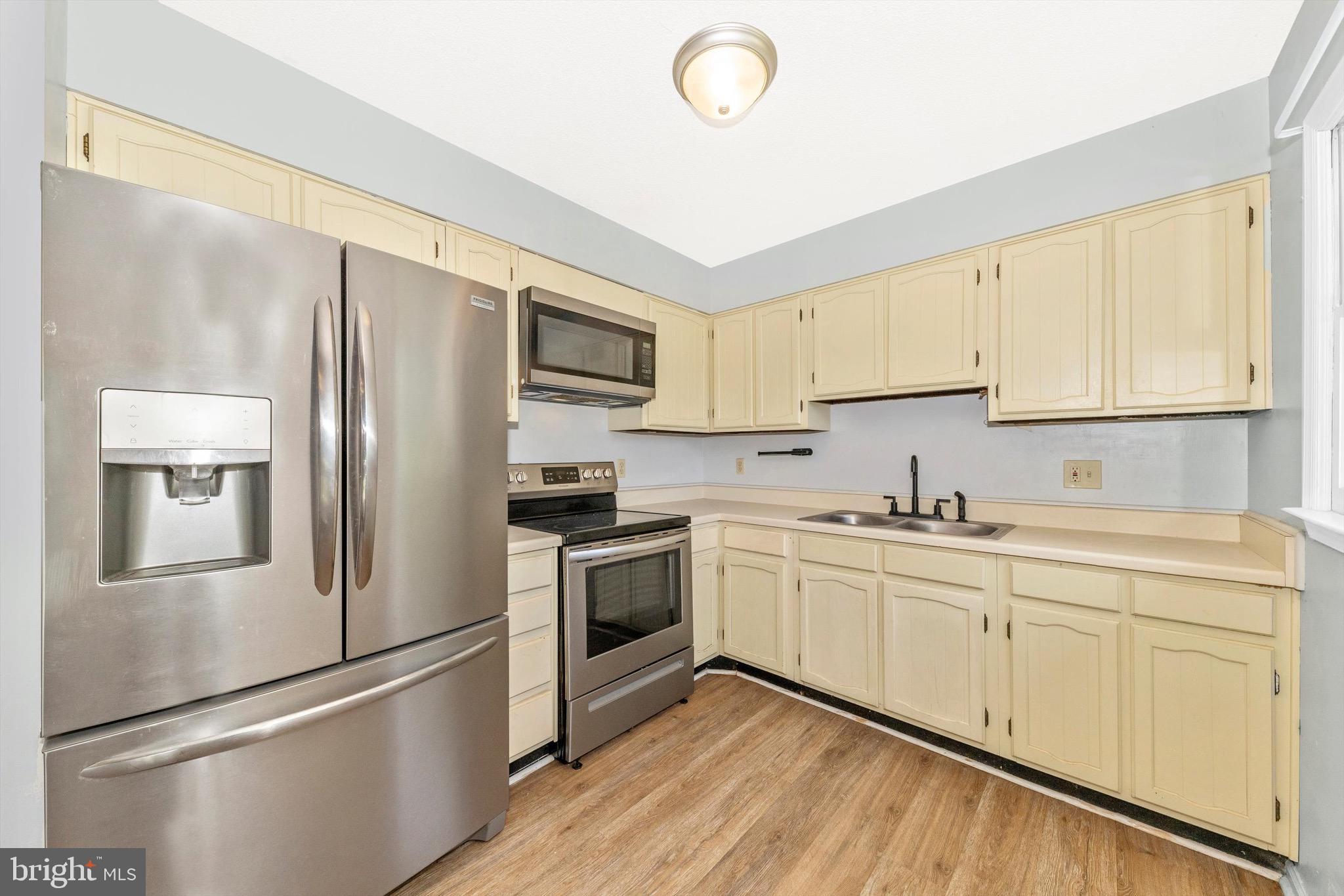 SECURITY HILLS - Residential