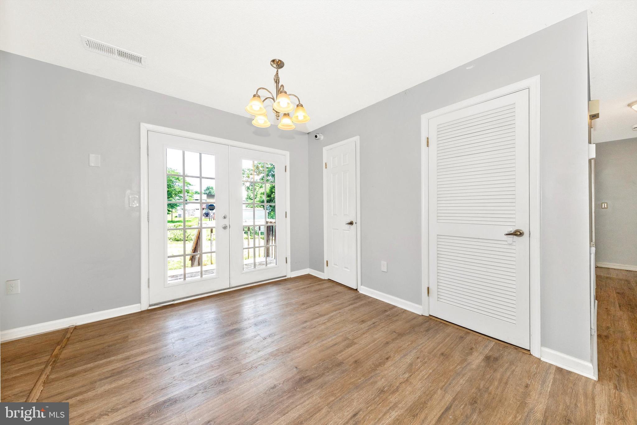 SECURITY HILLS - Residential