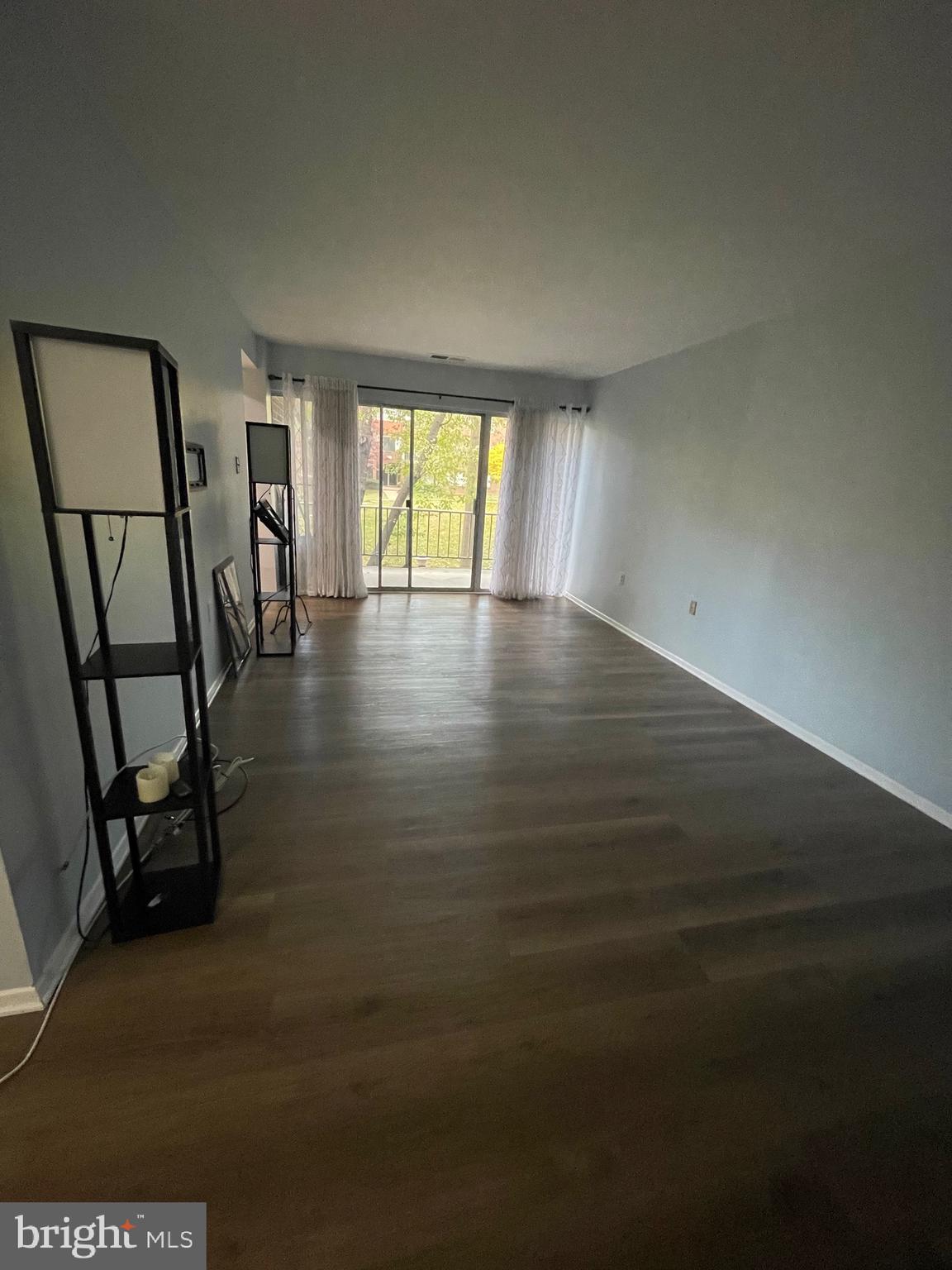 VILLA RIDGE CONDOMINIUM - Residential Lease