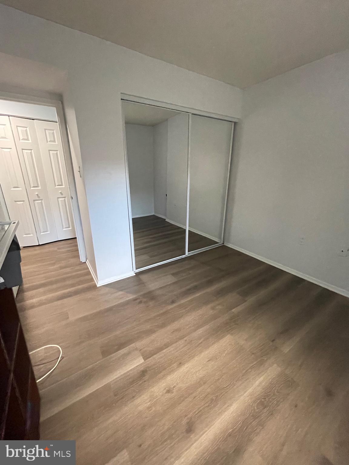 VILLA RIDGE CONDOMINIUM - Residential Lease