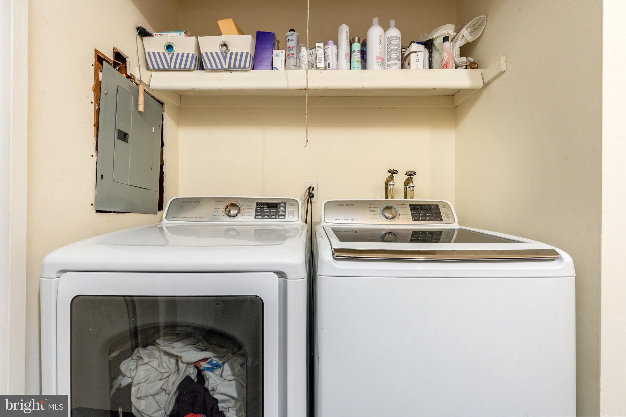 WASHINGTON SQ WEST - Residential Income