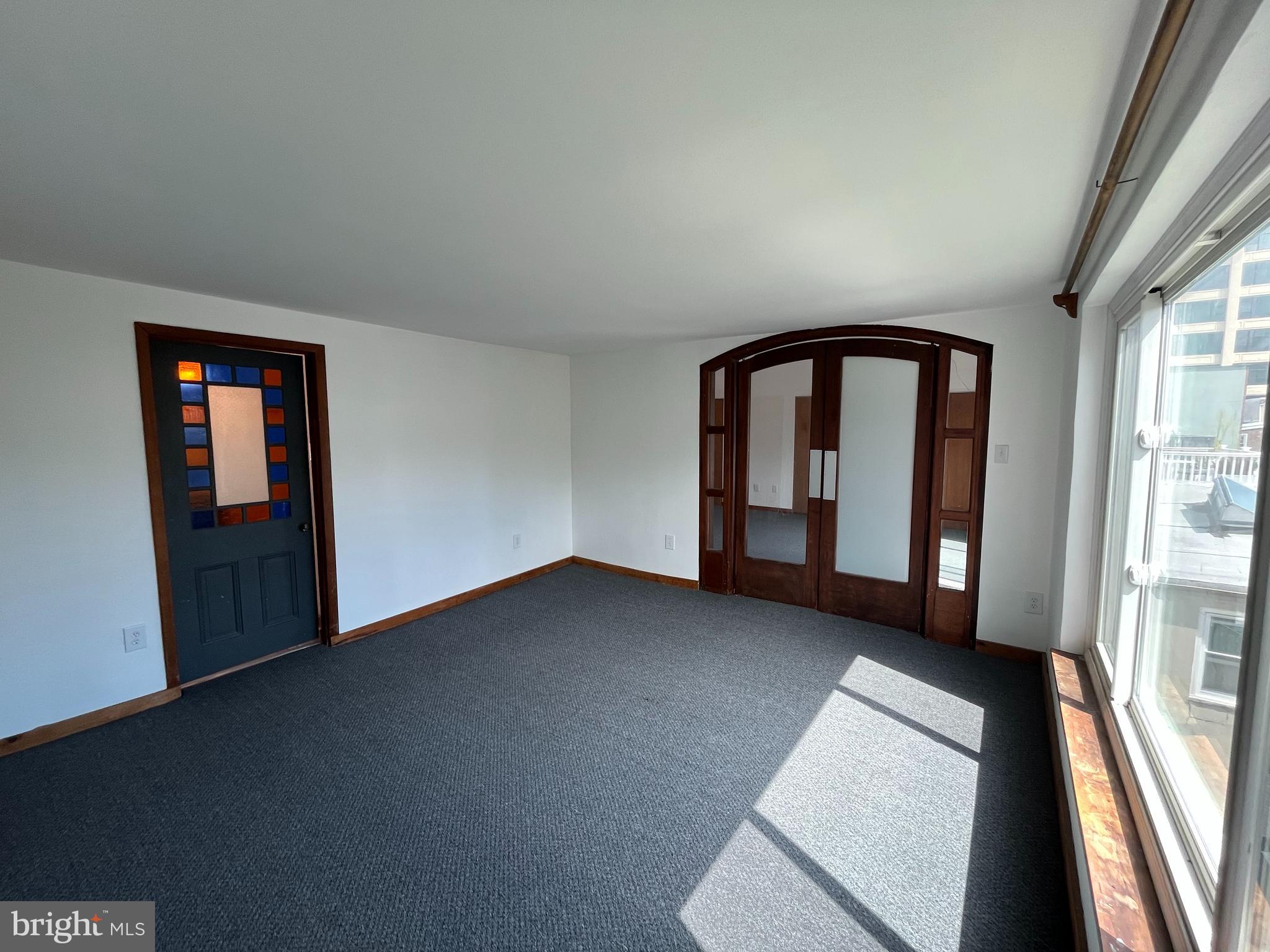 FAIRMOUNT - Residential Lease