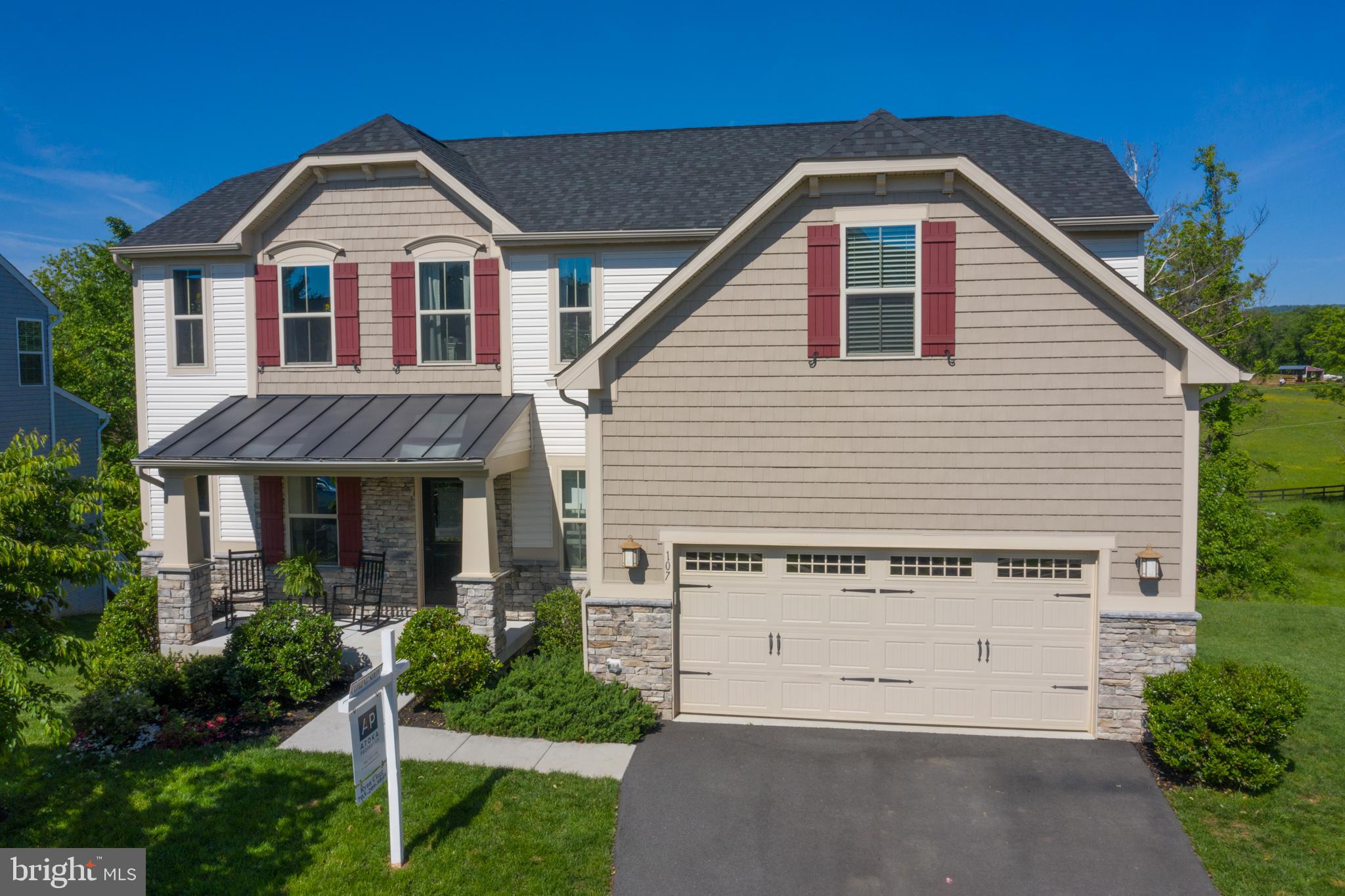 LOVETTSVILLE TOWN CENTER - Residential