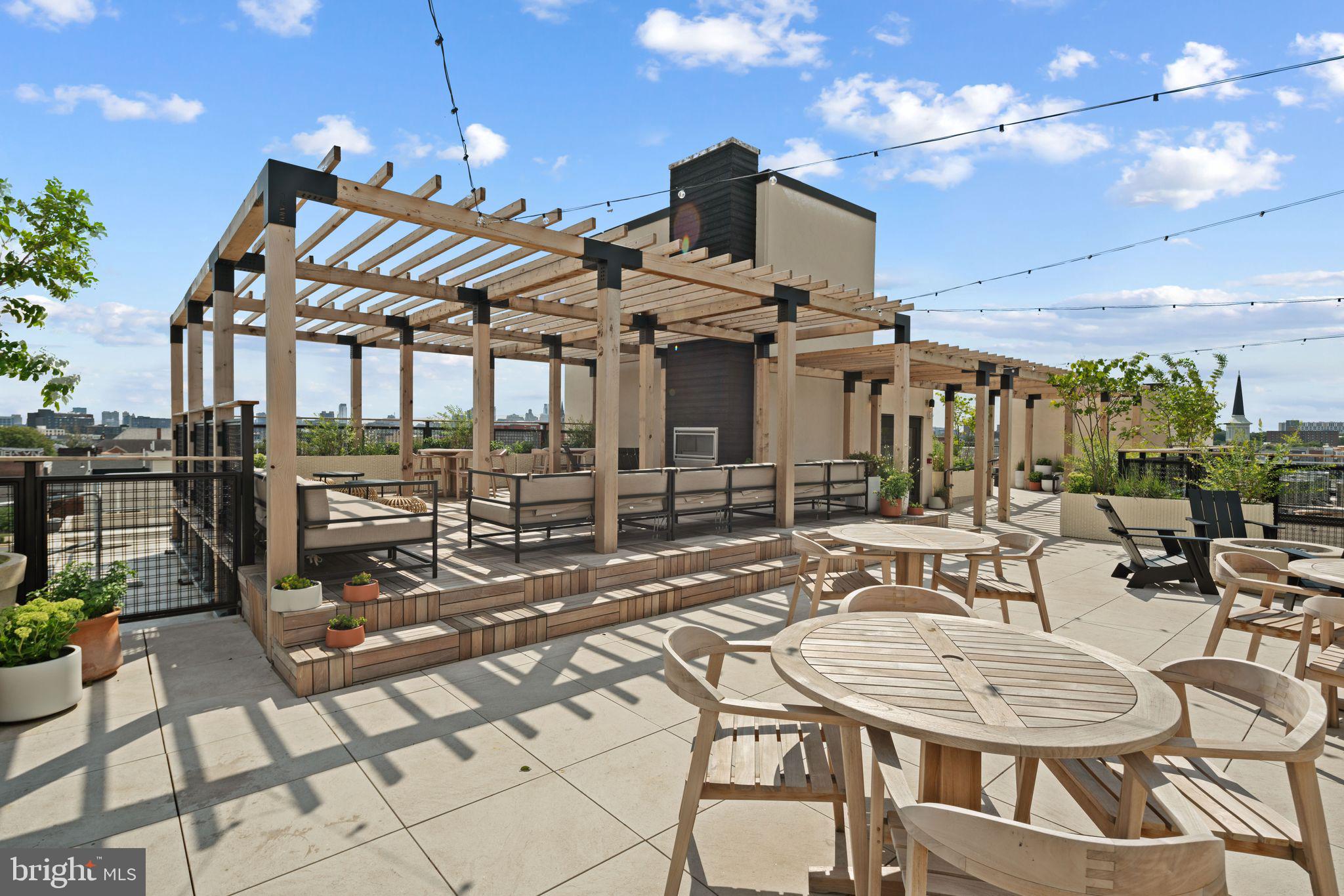 FISHTOWN - Residential Lease