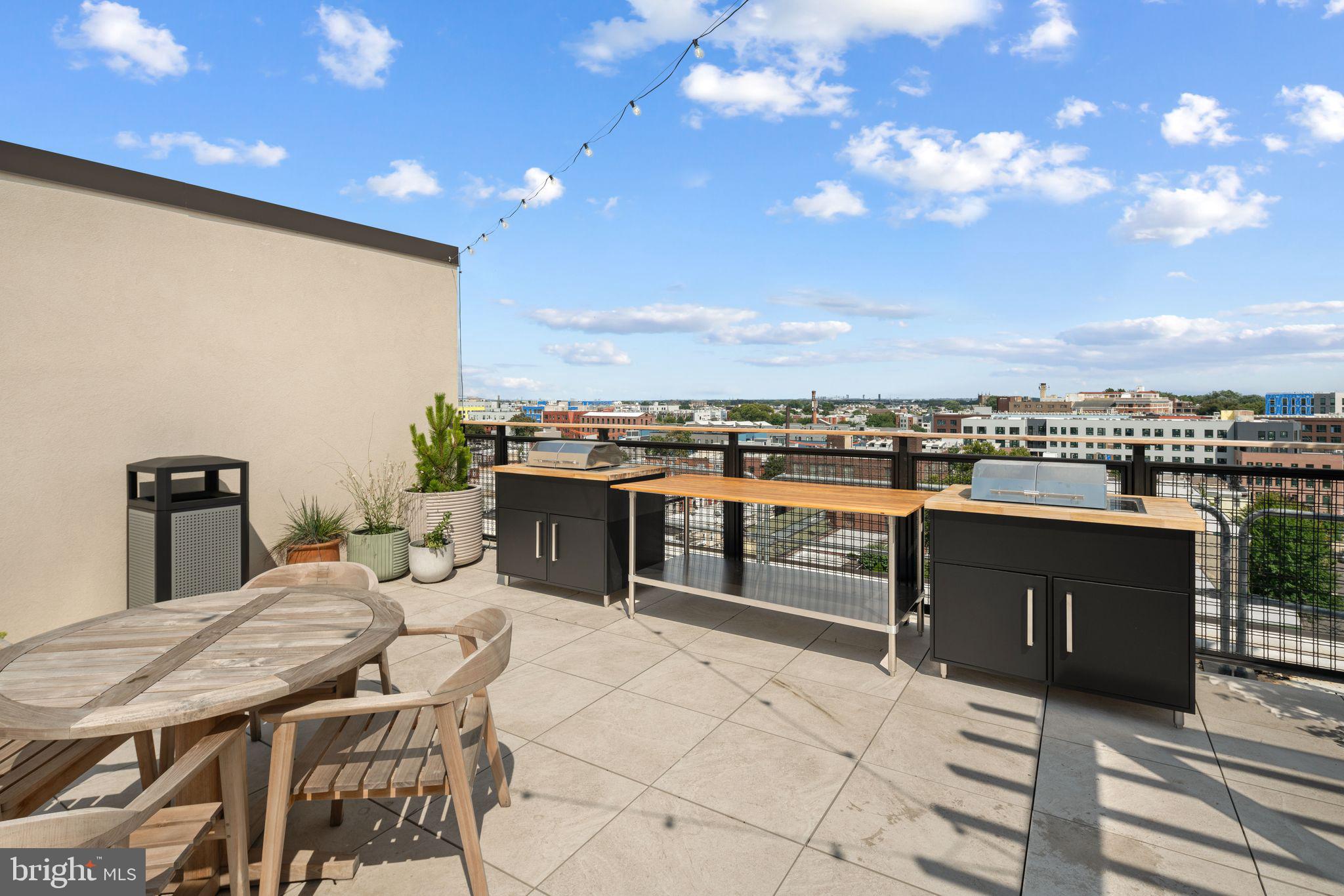 FISHTOWN - Residential Lease