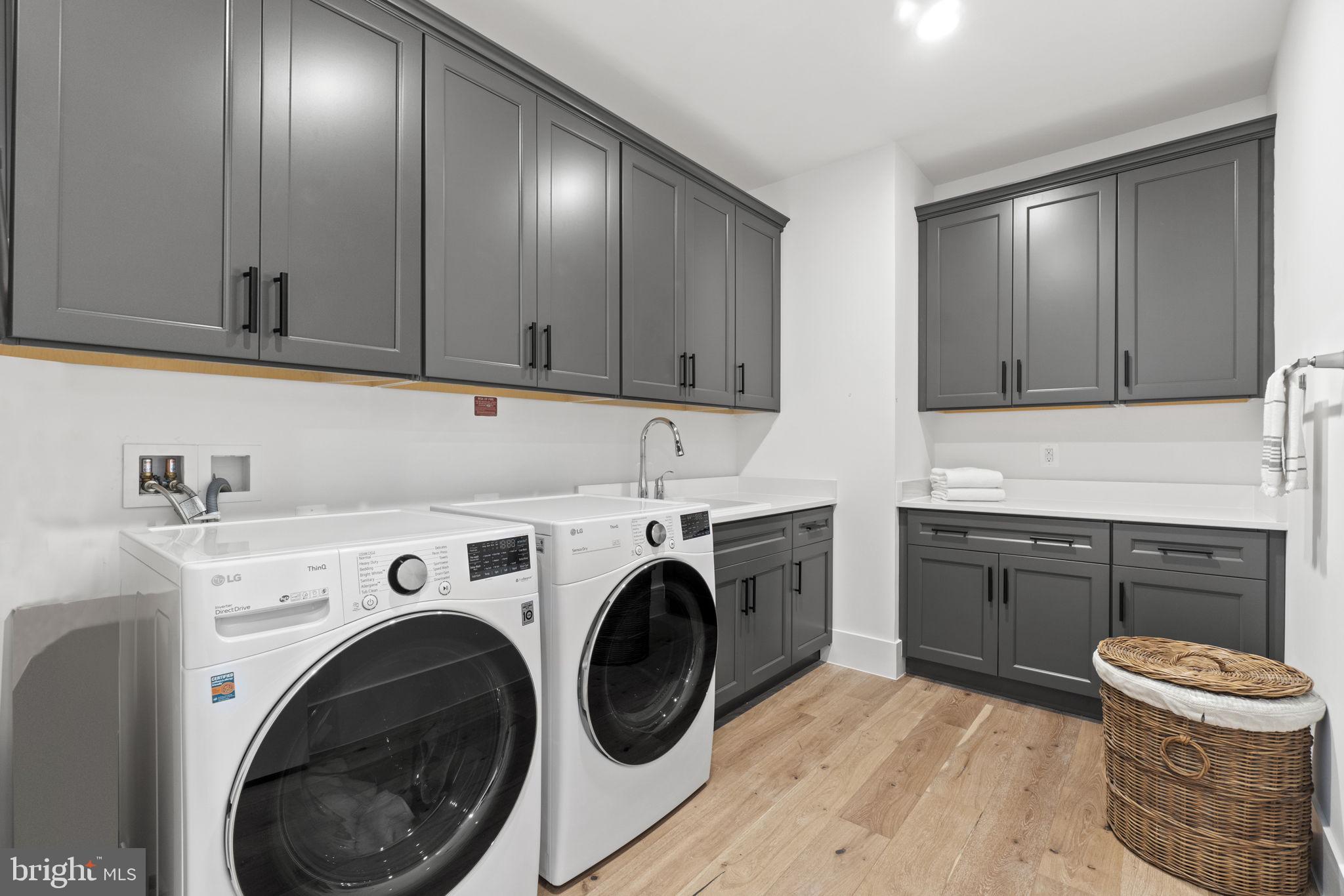 RETREAT AT MCLEAN AND MEHR FARM - Residential