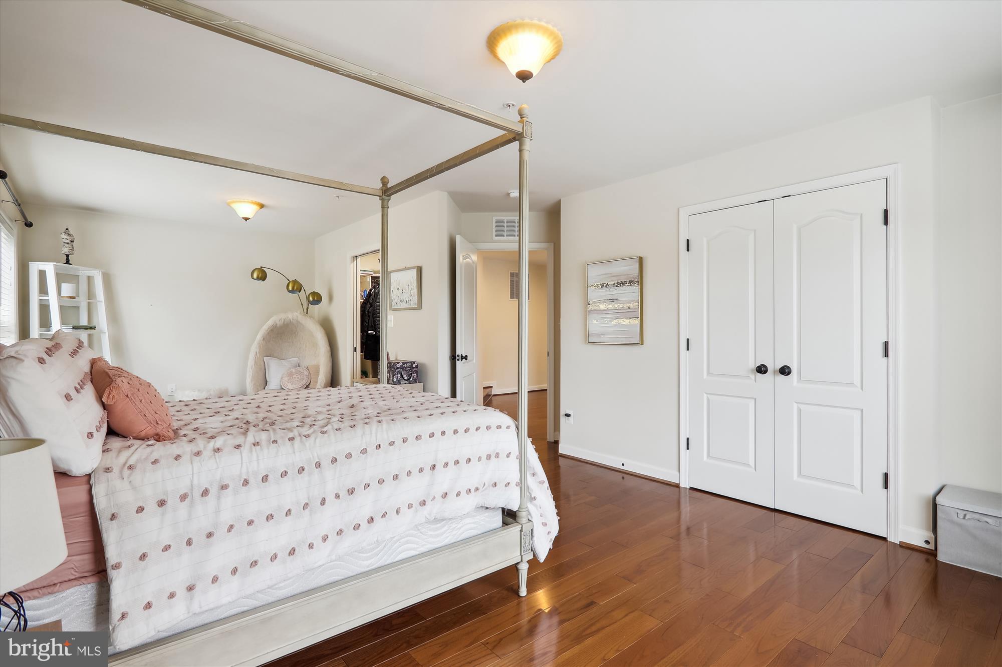 POPLAR RUN - Residential