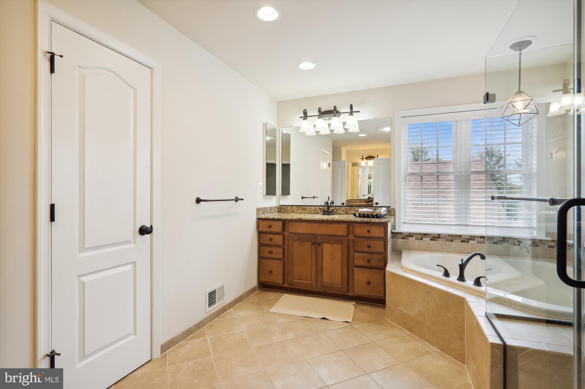 POPLAR RUN - Residential