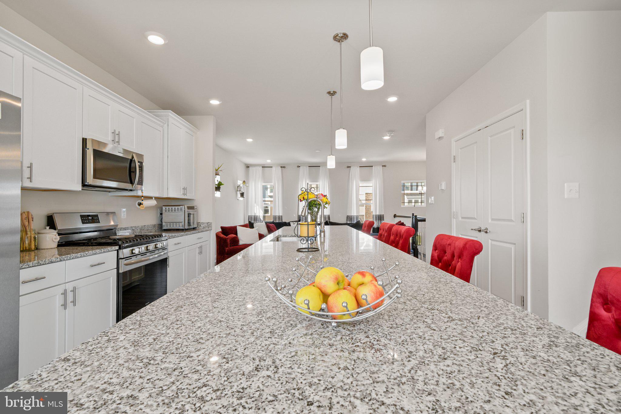 PLANTATION LAKES - Residential