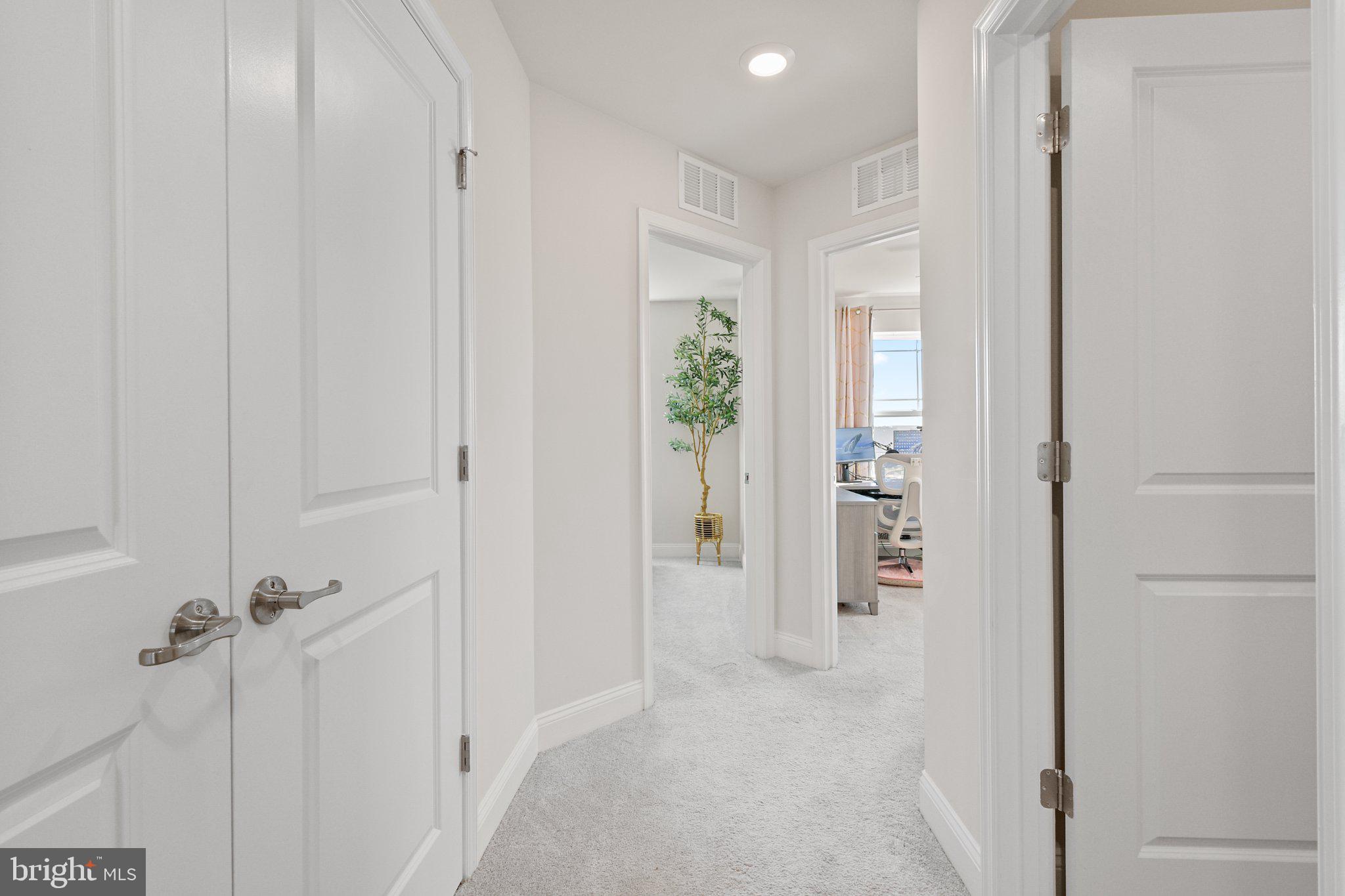 PLANTATION LAKES - Residential