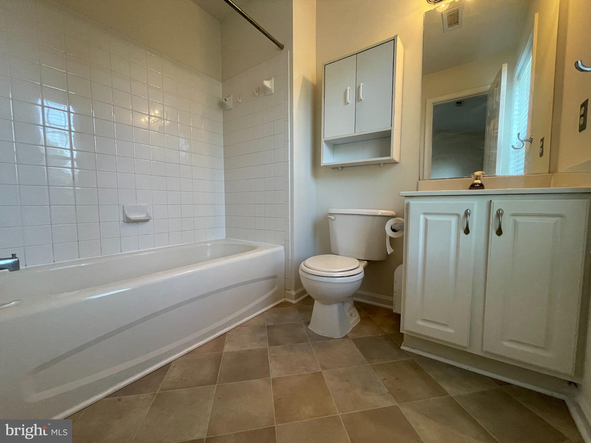 CHARLESTOWN COMMONS - Residential