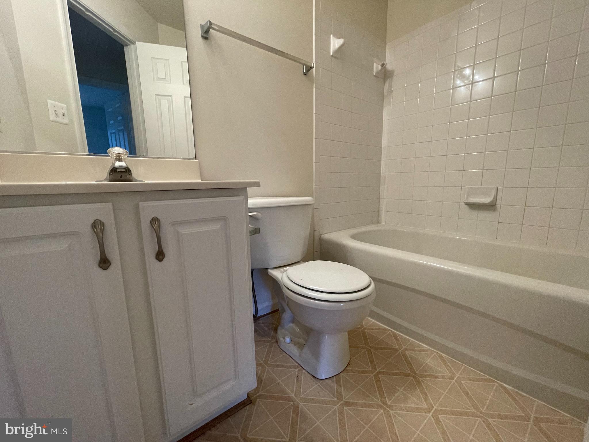 CHARLESTOWN COMMONS - Residential