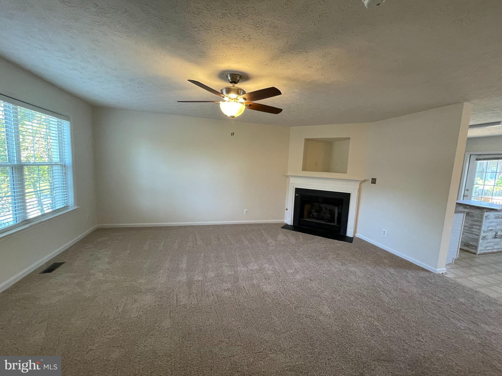 CHARLESTOWN COMMONS - Residential