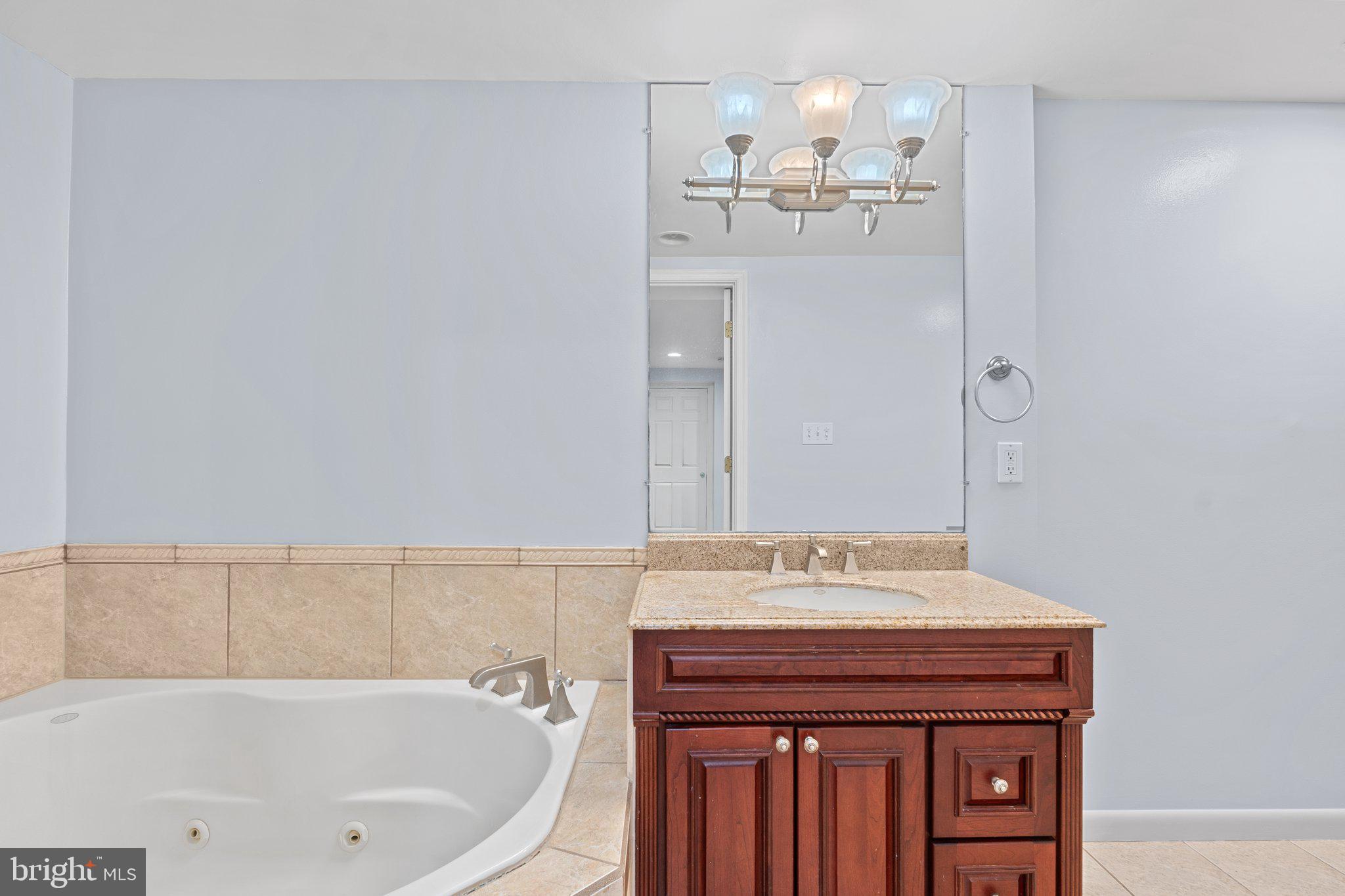 WILDWOOD MANOR - Residential Lease