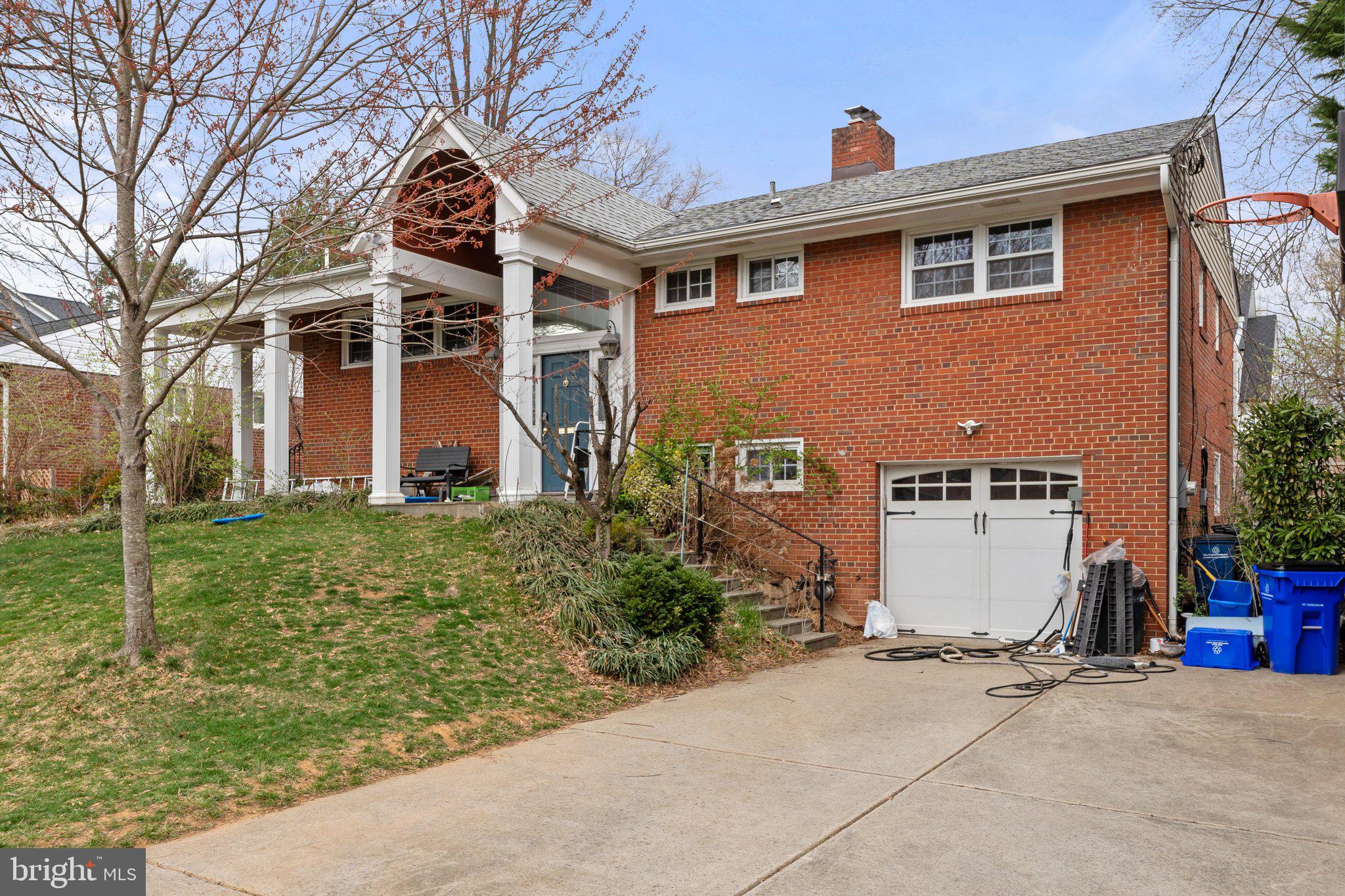 WILDWOOD MANOR - Residential Lease