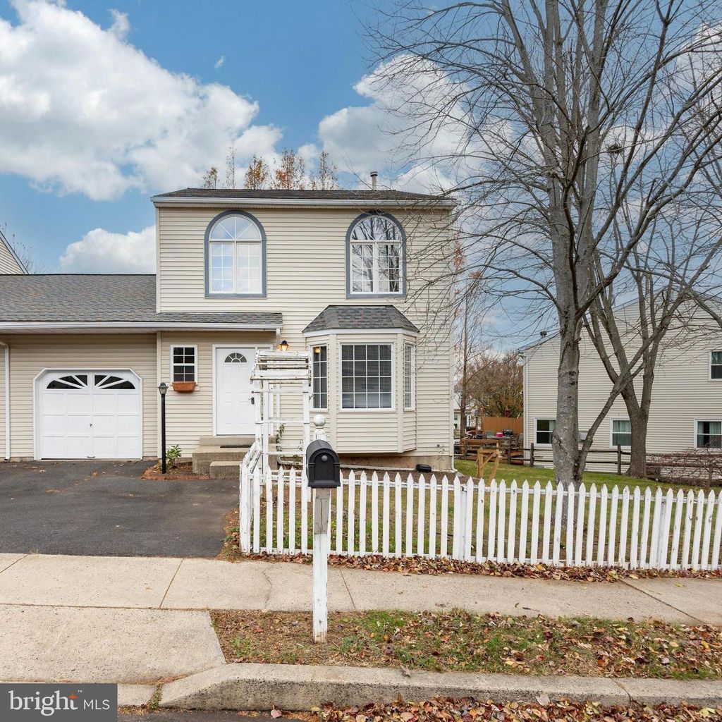 Photo of 405 Navajo Drive, ROYERSFORD, PA 19468 (MLS # PAMC2161896)