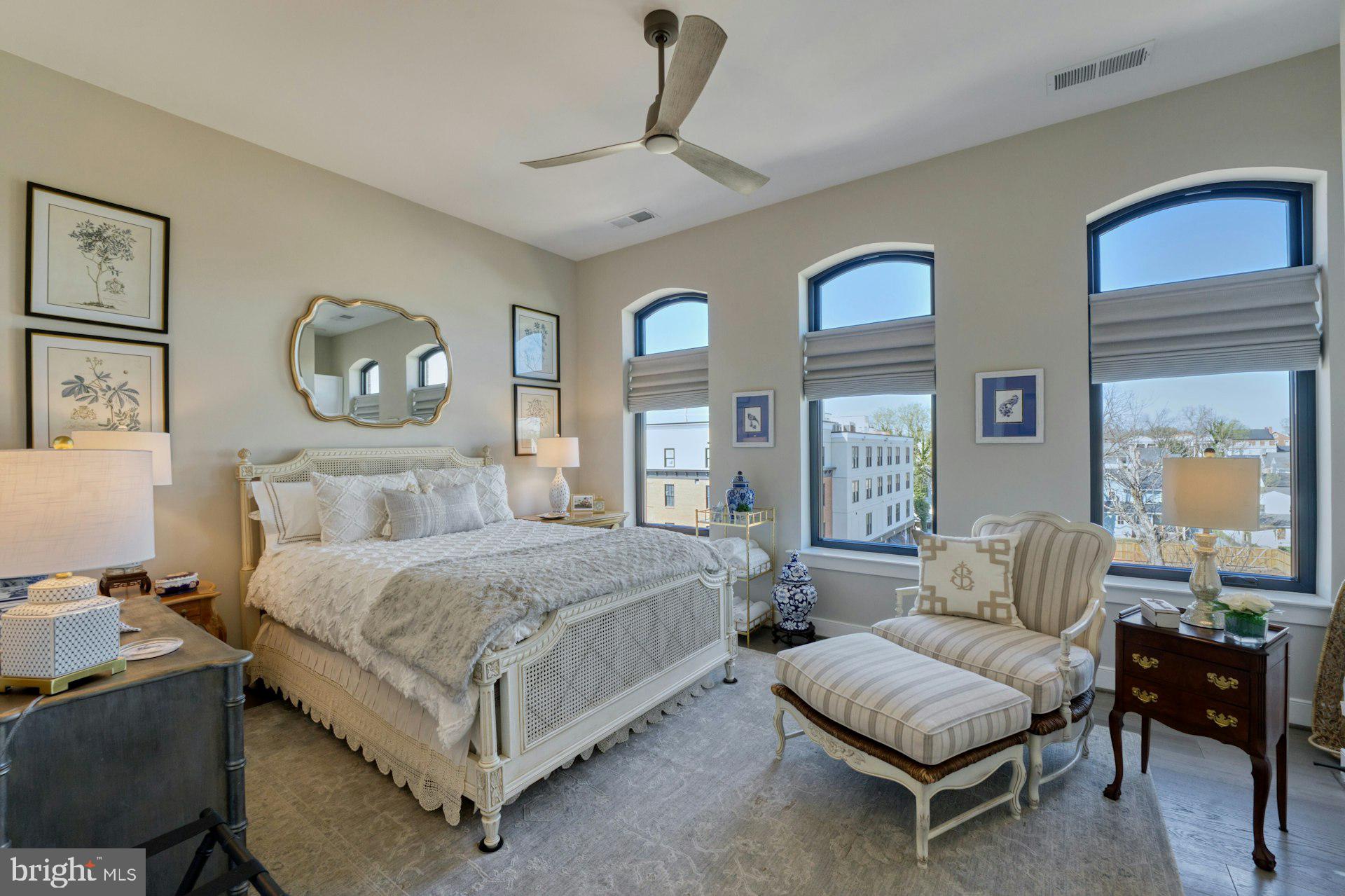 KING STREET STATION CONDO - Residential