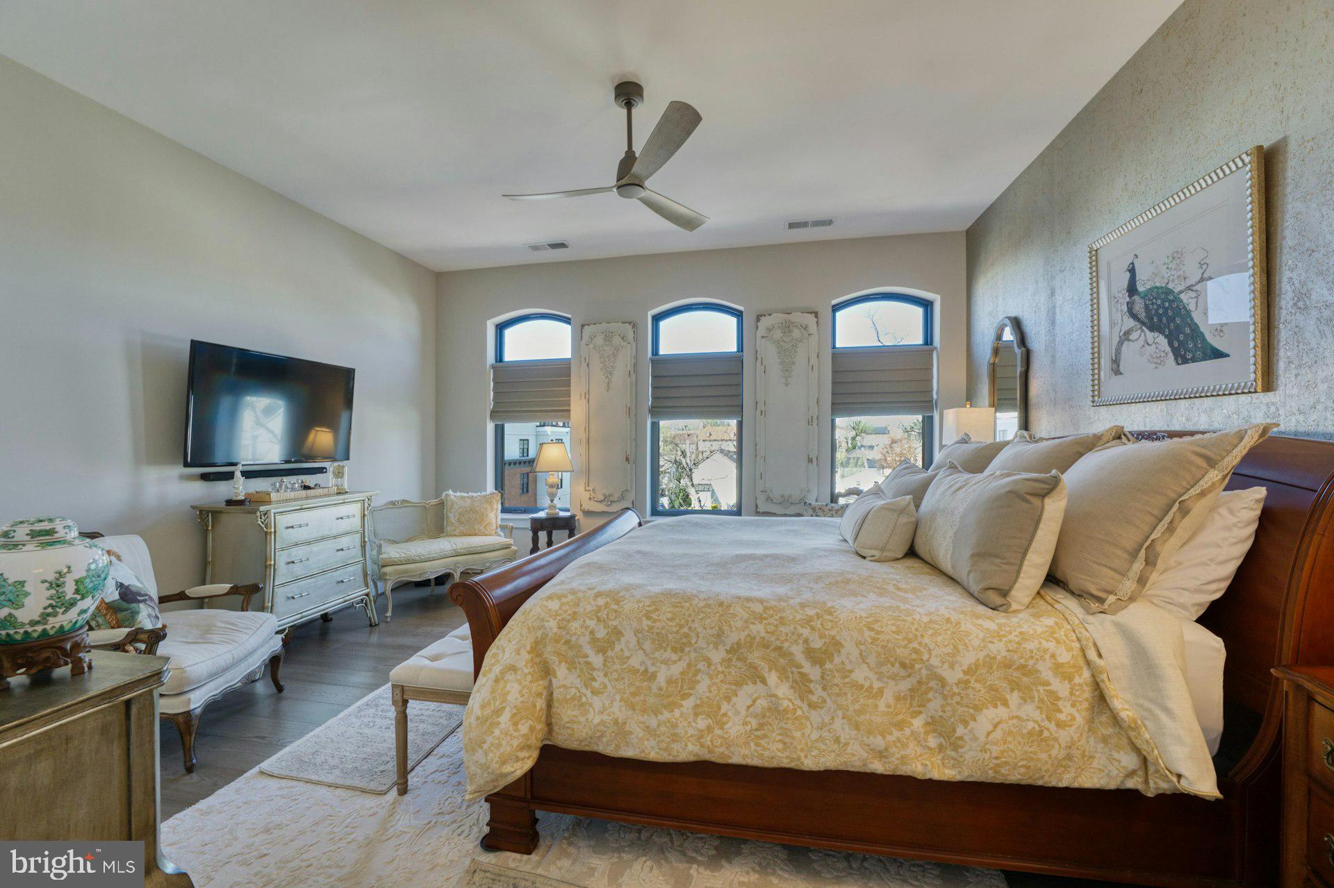 KING STREET STATION CONDO - Residential