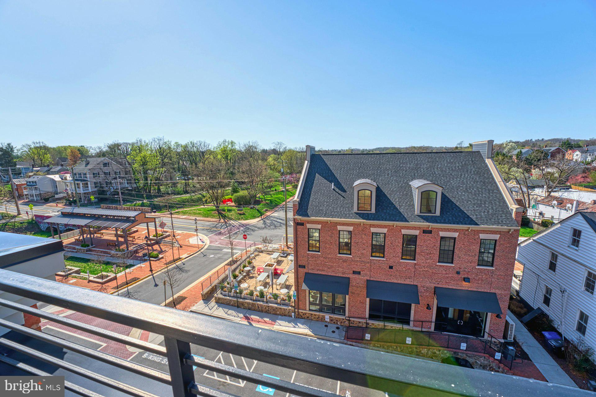 KING STREET STATION CONDO - Residential