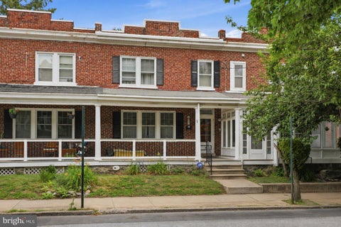 Townhouse For Sale - 41 E Ross Street<br/> LANCASTER, PA 17602