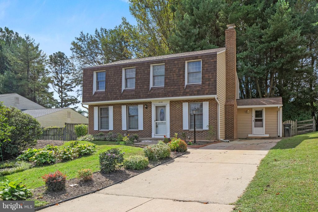 Photo of 6122 Mantle Road, BURKE, VA 22015 (MLS # VAFX2273000)