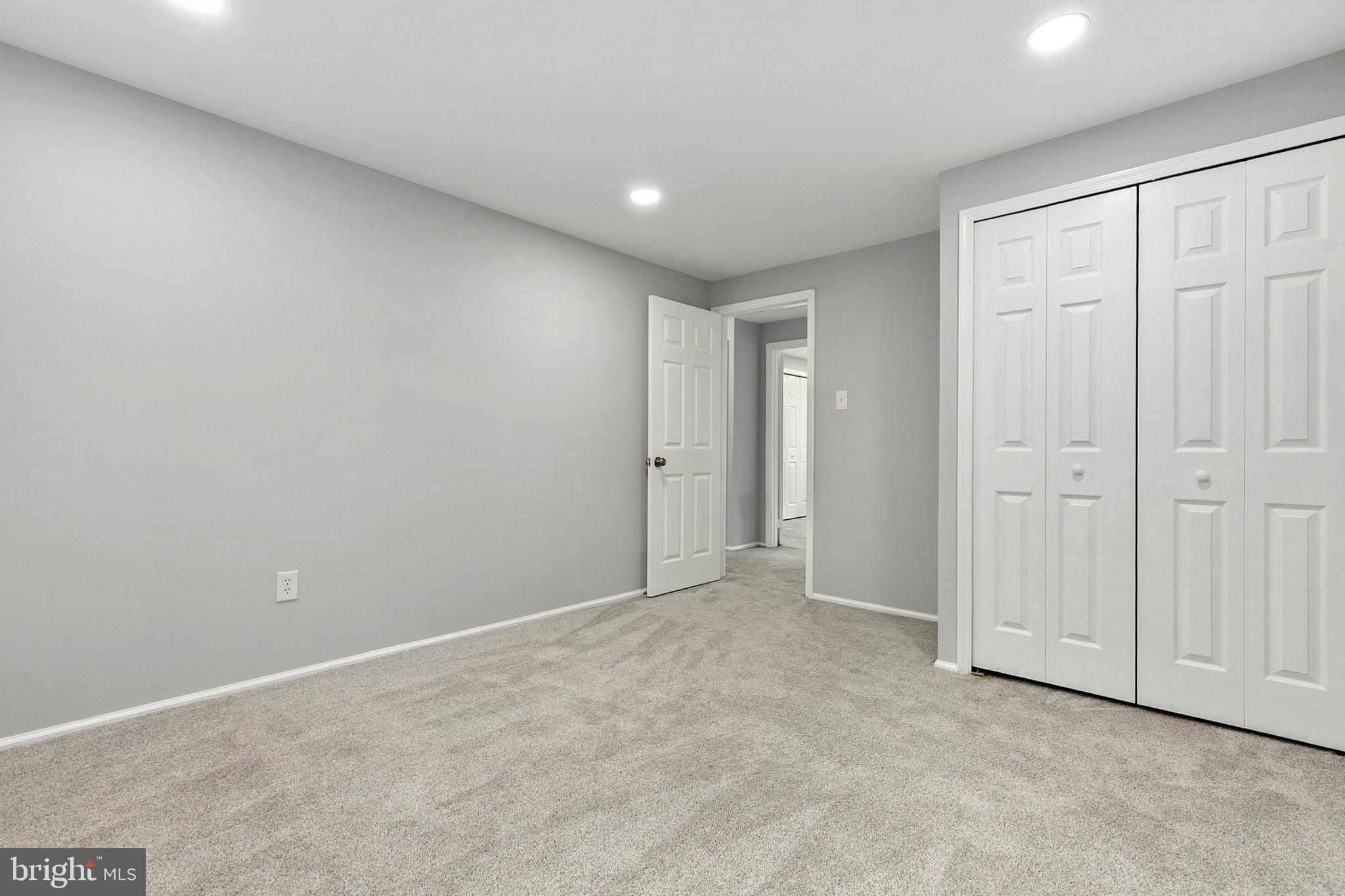 LAKE VILLAGE MANOR - Residential