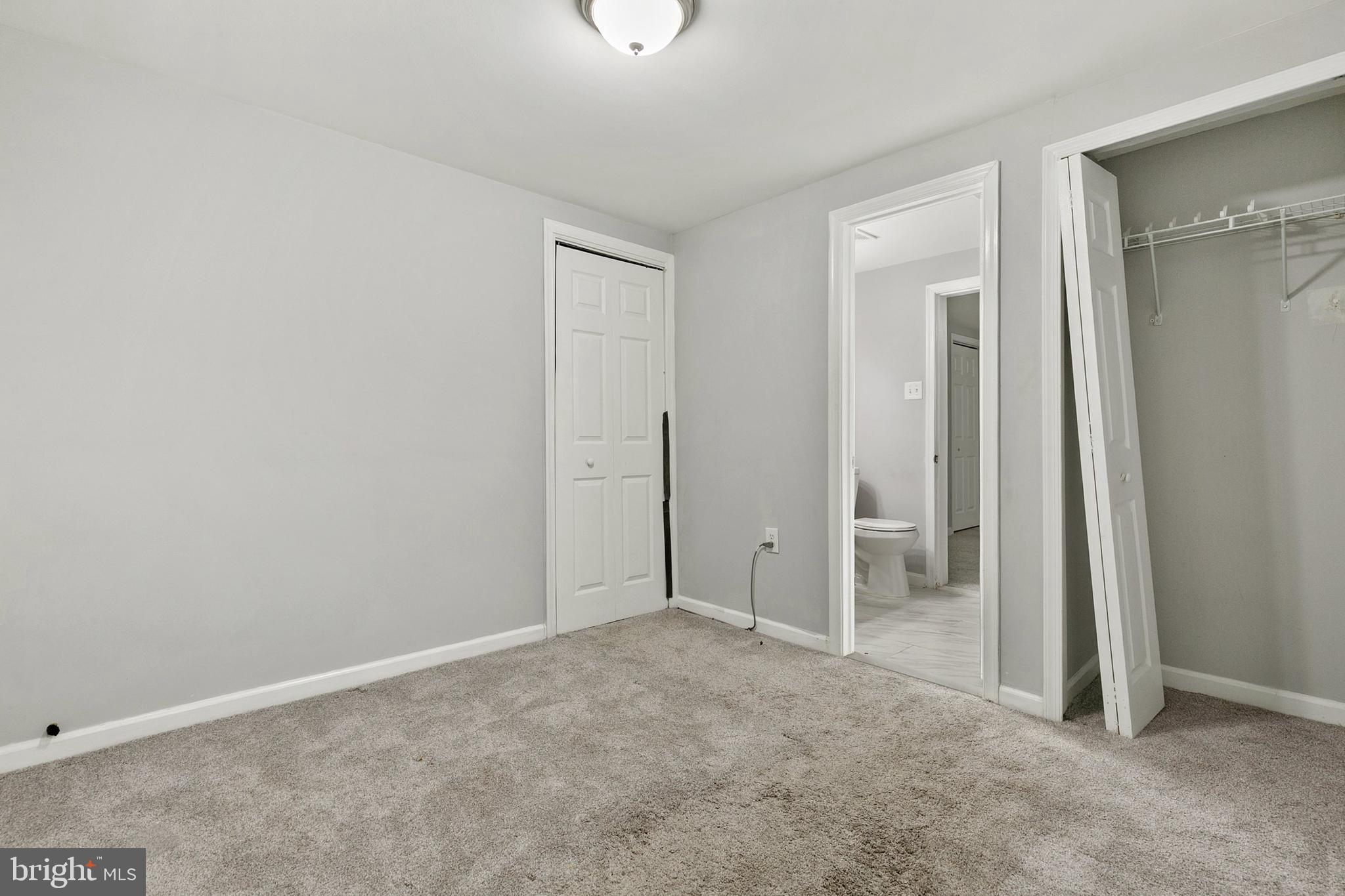 LAKE VILLAGE MANOR - Residential