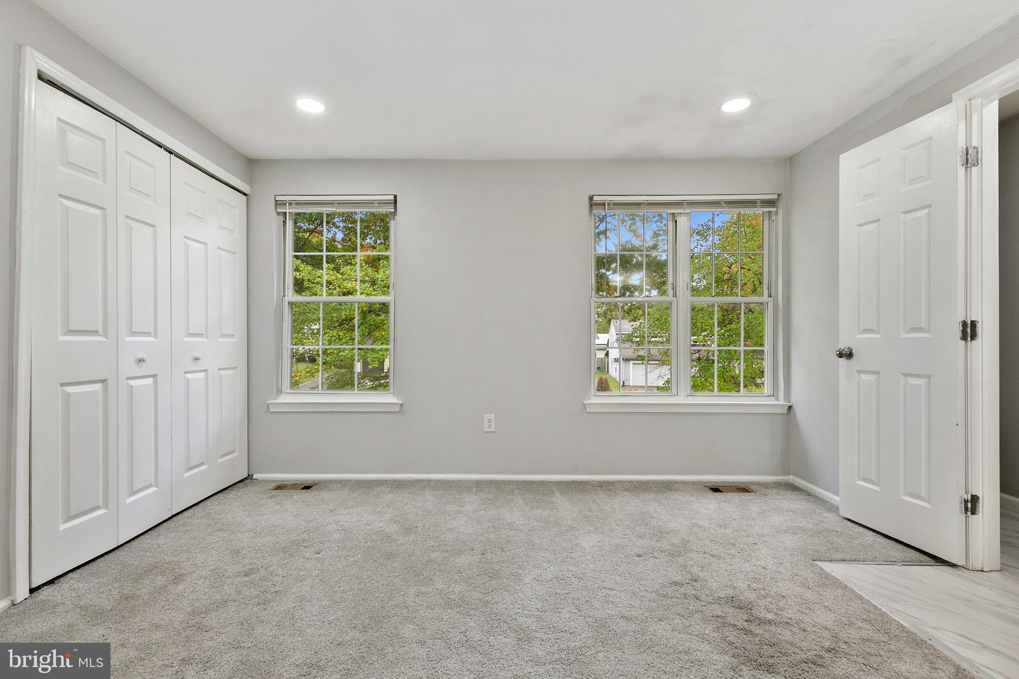 LAKE VILLAGE MANOR - Residential