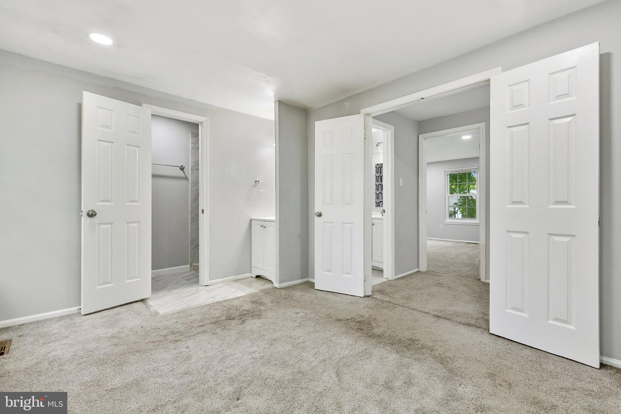 LAKE VILLAGE MANOR - Residential