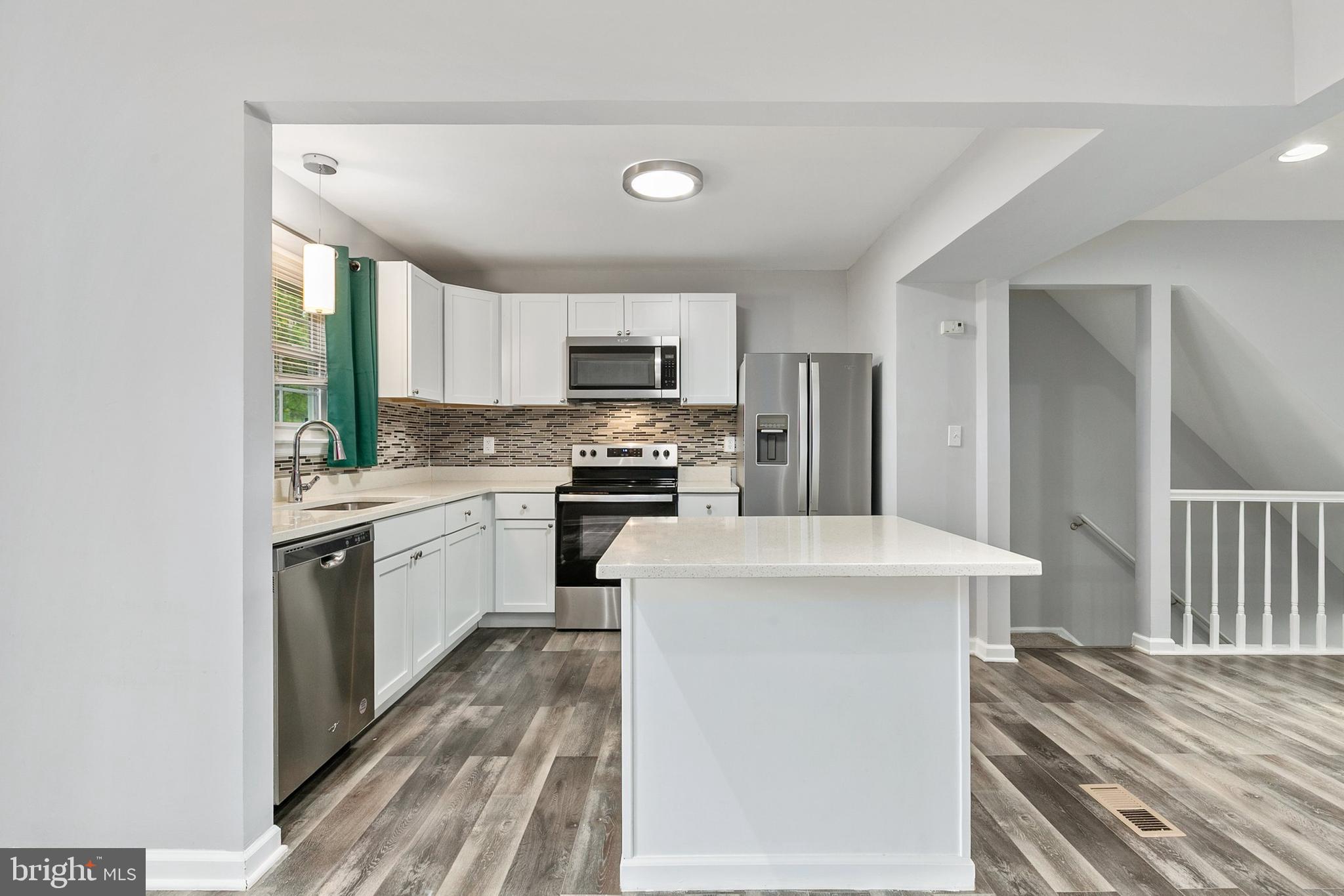 LAKE VILLAGE MANOR - Residential