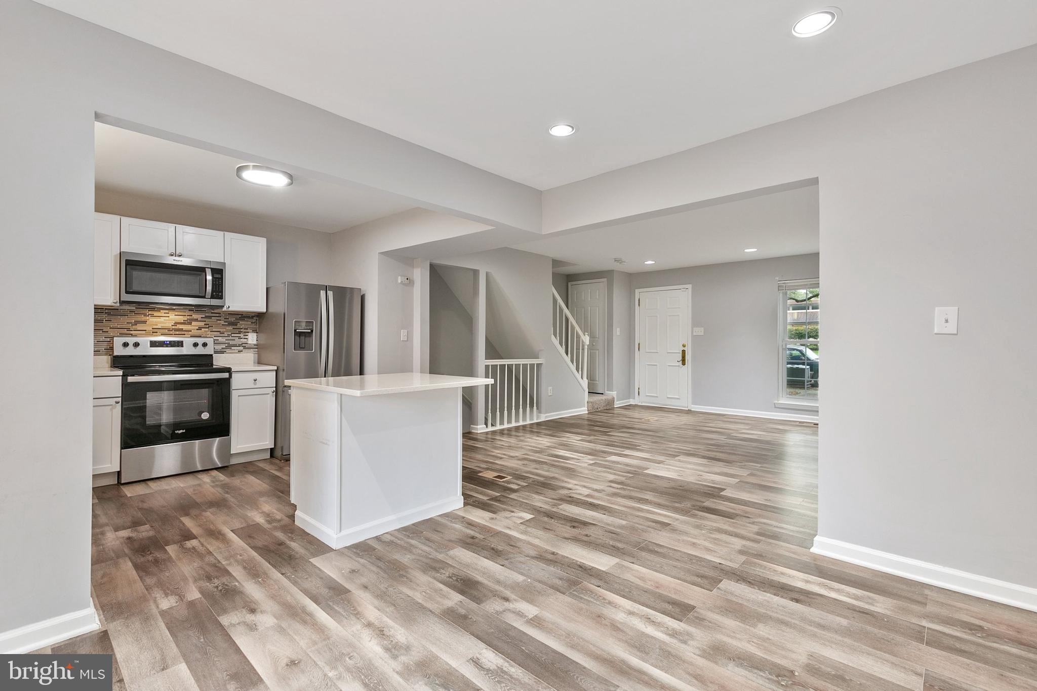 LAKE VILLAGE MANOR - Residential