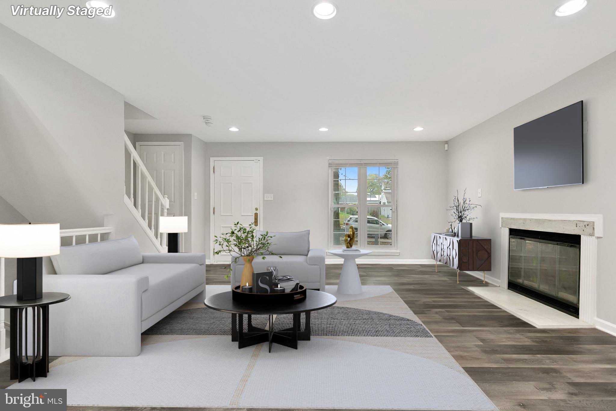 LAKE VILLAGE MANOR - Residential