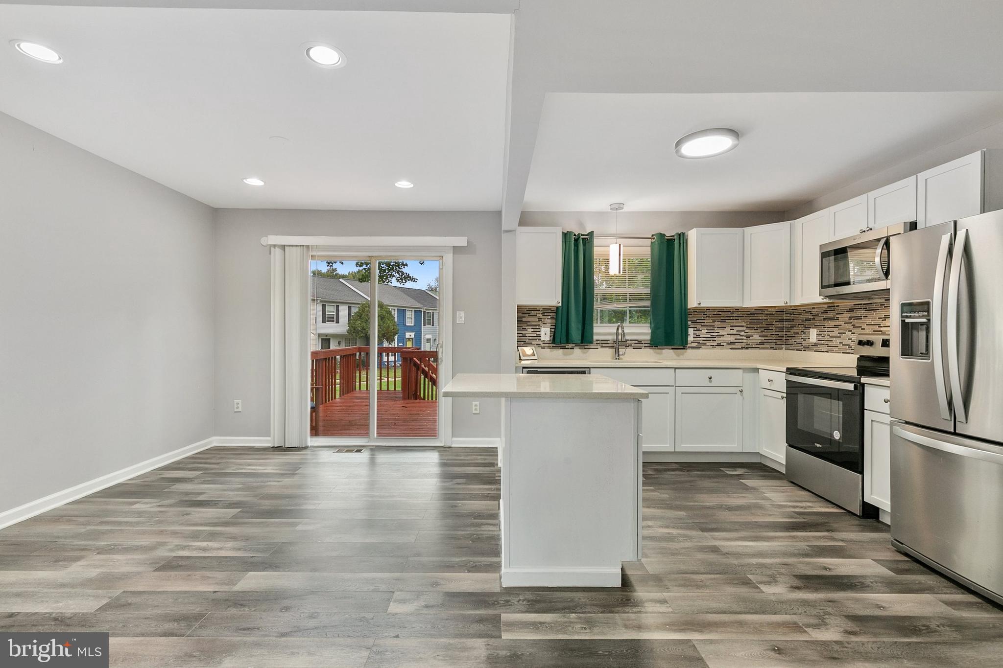 LAKE VILLAGE MANOR - Residential