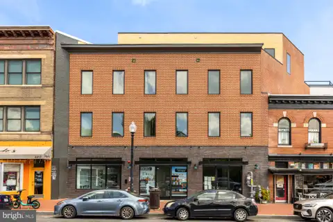 MLS: DCDC2277916