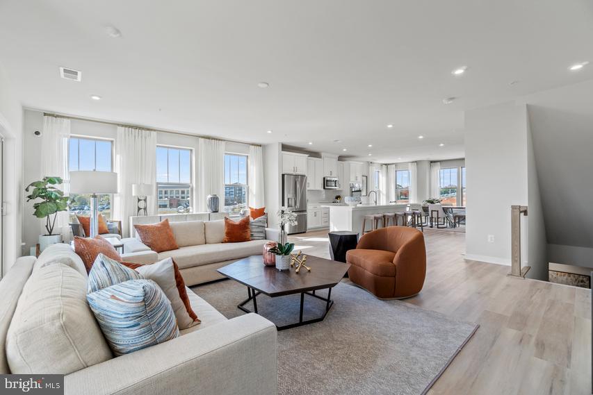 MANASSAS PARK - Residential