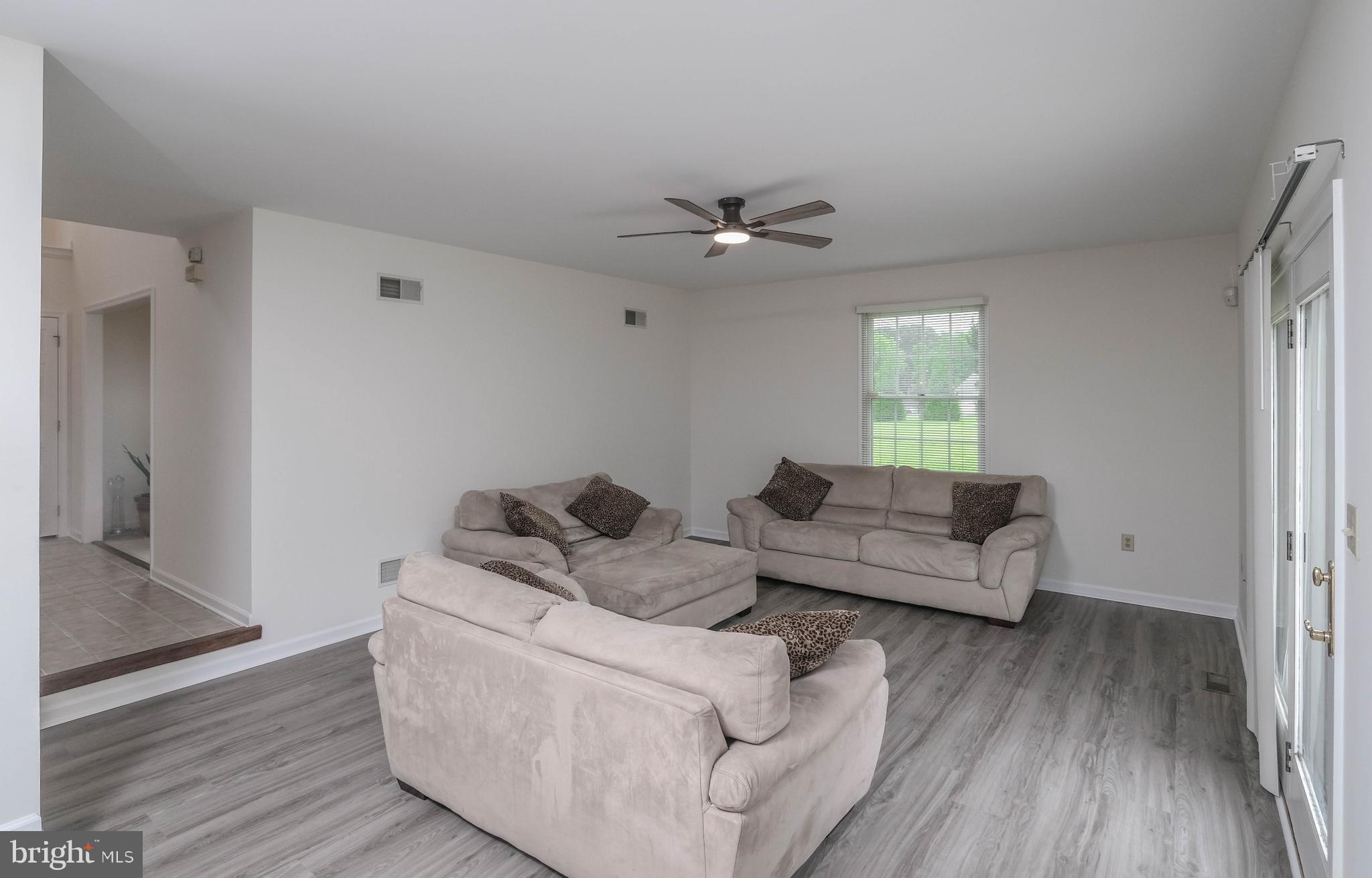 SPRING MILLS FARM - Residential