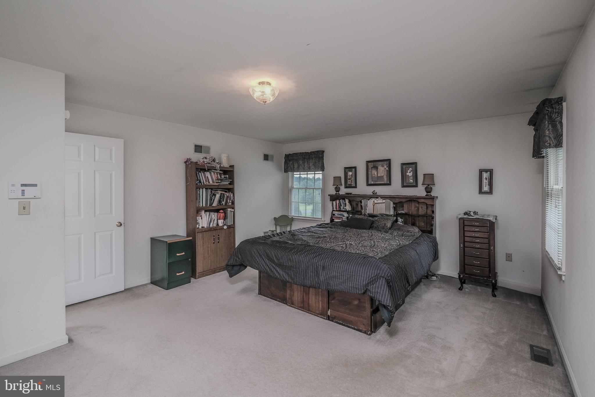 SPRING MILLS FARM - Residential