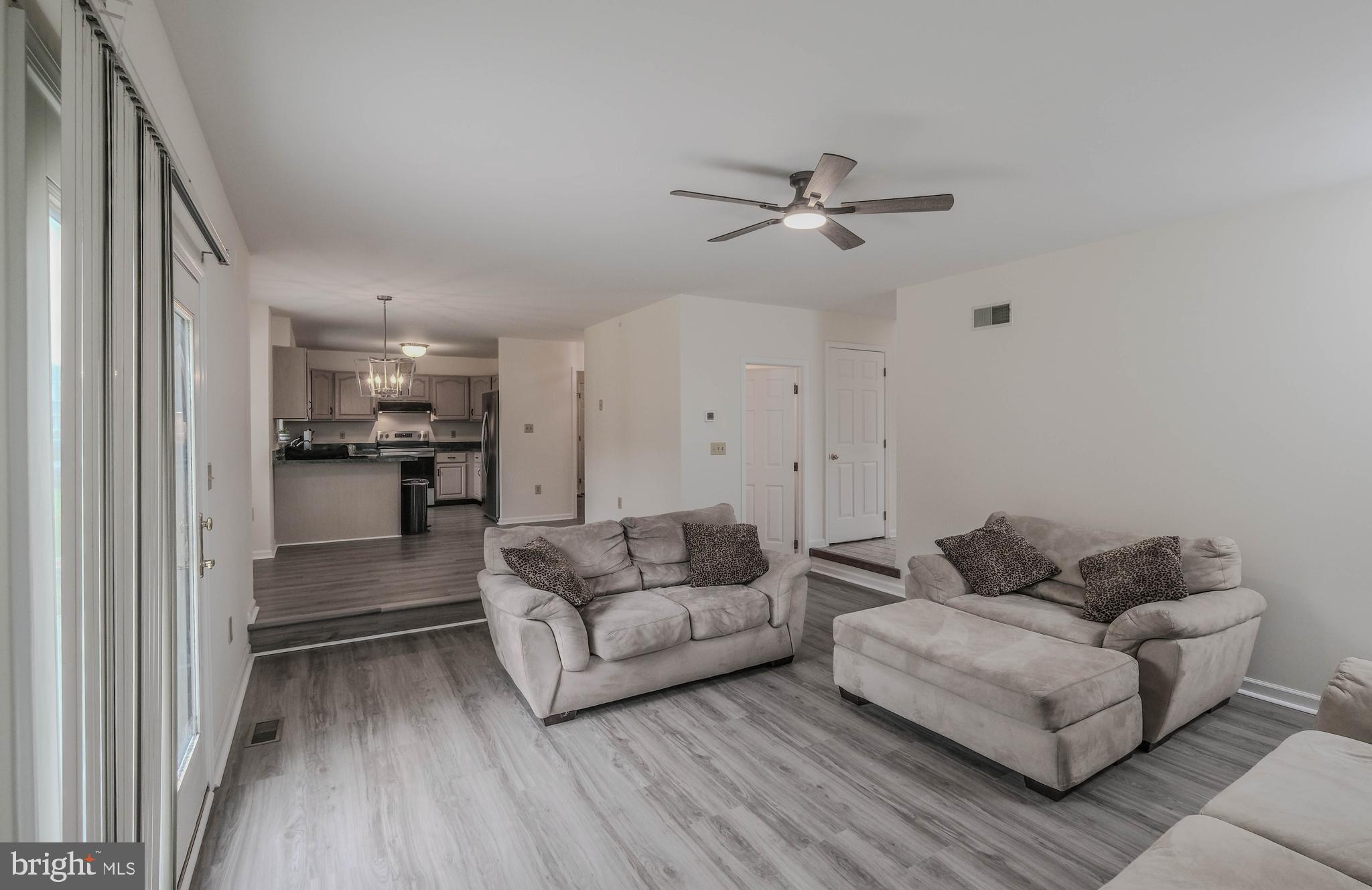 SPRING MILLS FARM - Residential