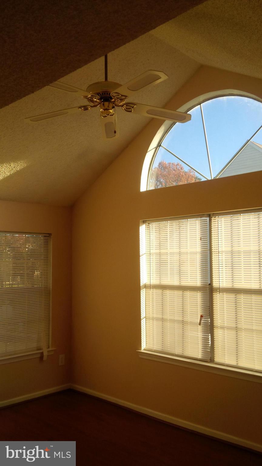 VISTAS AT LAUREL LAKES - Residential Lease