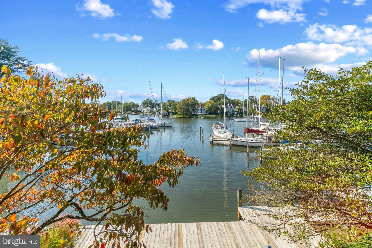 SHEARWATER - Residential Lease