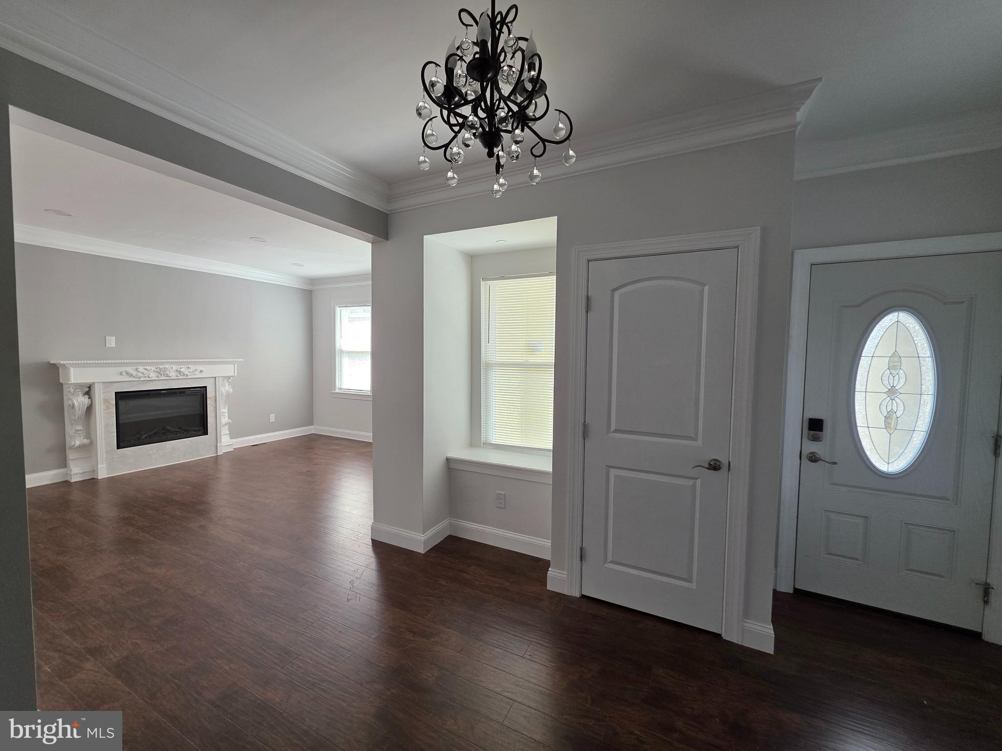 494 W KING STREET