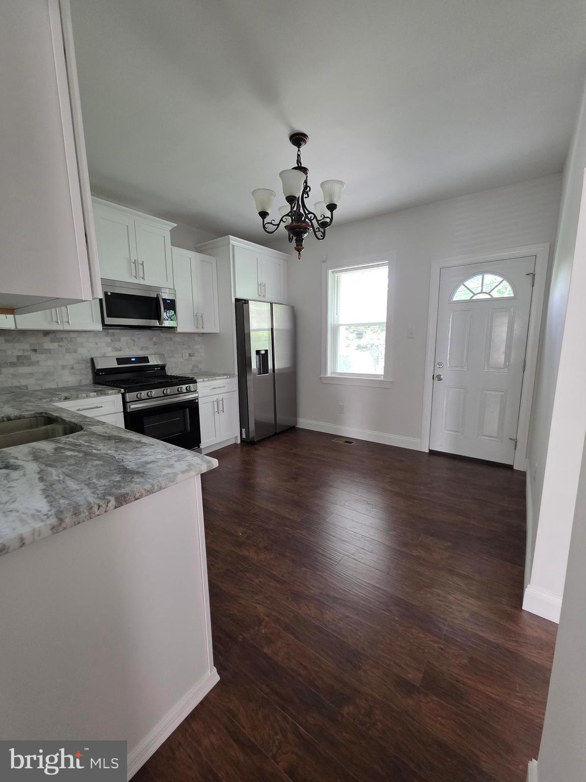 494 W KING STREET