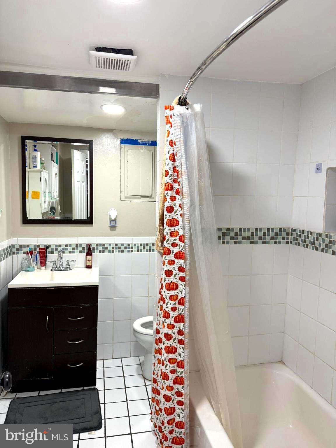 SERENE TOWNHOUSE VILLAGE - Residential