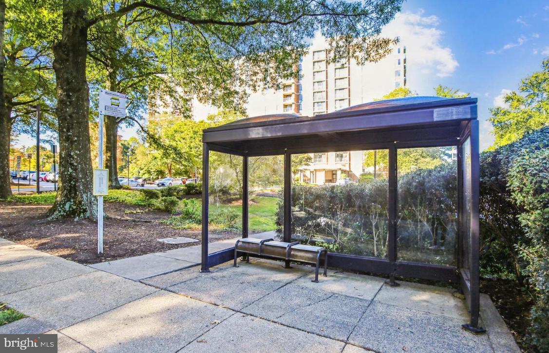 IDYLWOOD TOWERS CONDO - Residential Lease