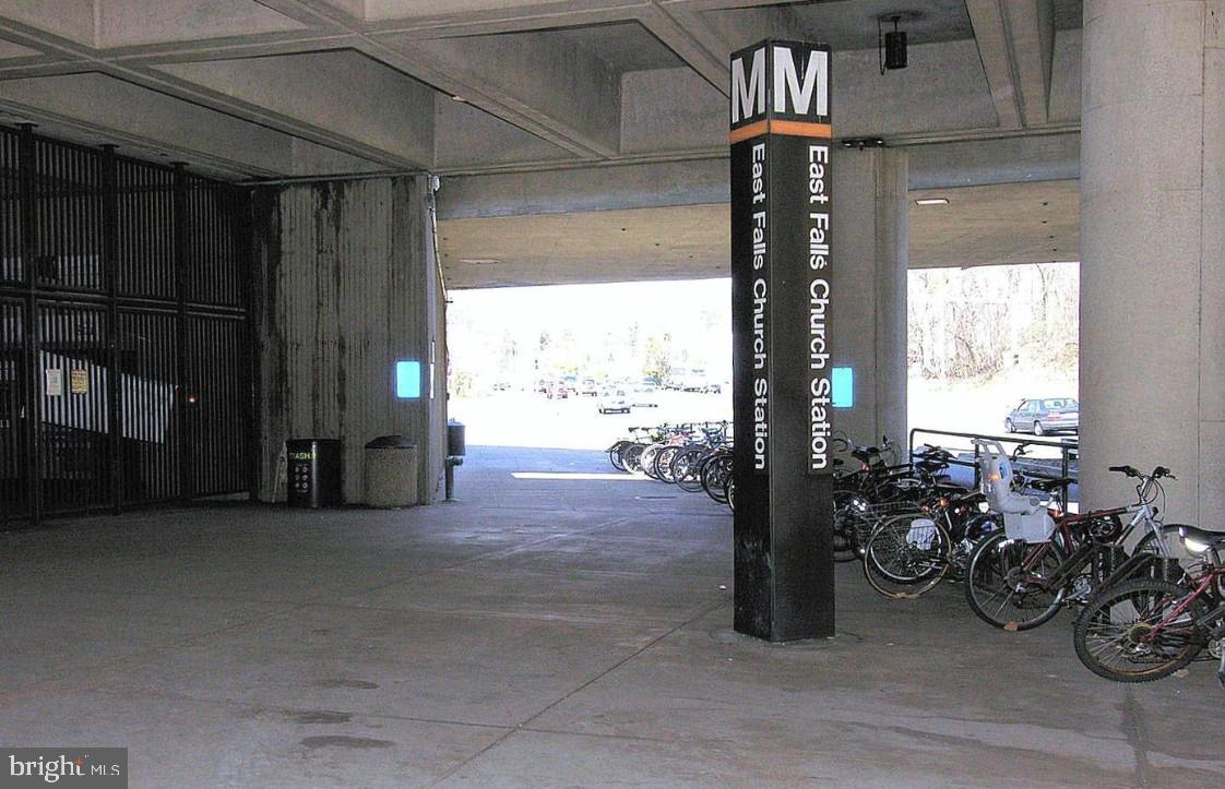 IDYLWOOD TOWERS CONDO - Residential Lease