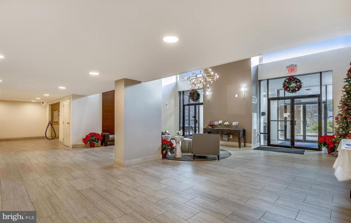 IDYLWOOD TOWERS CONDO - Residential Lease