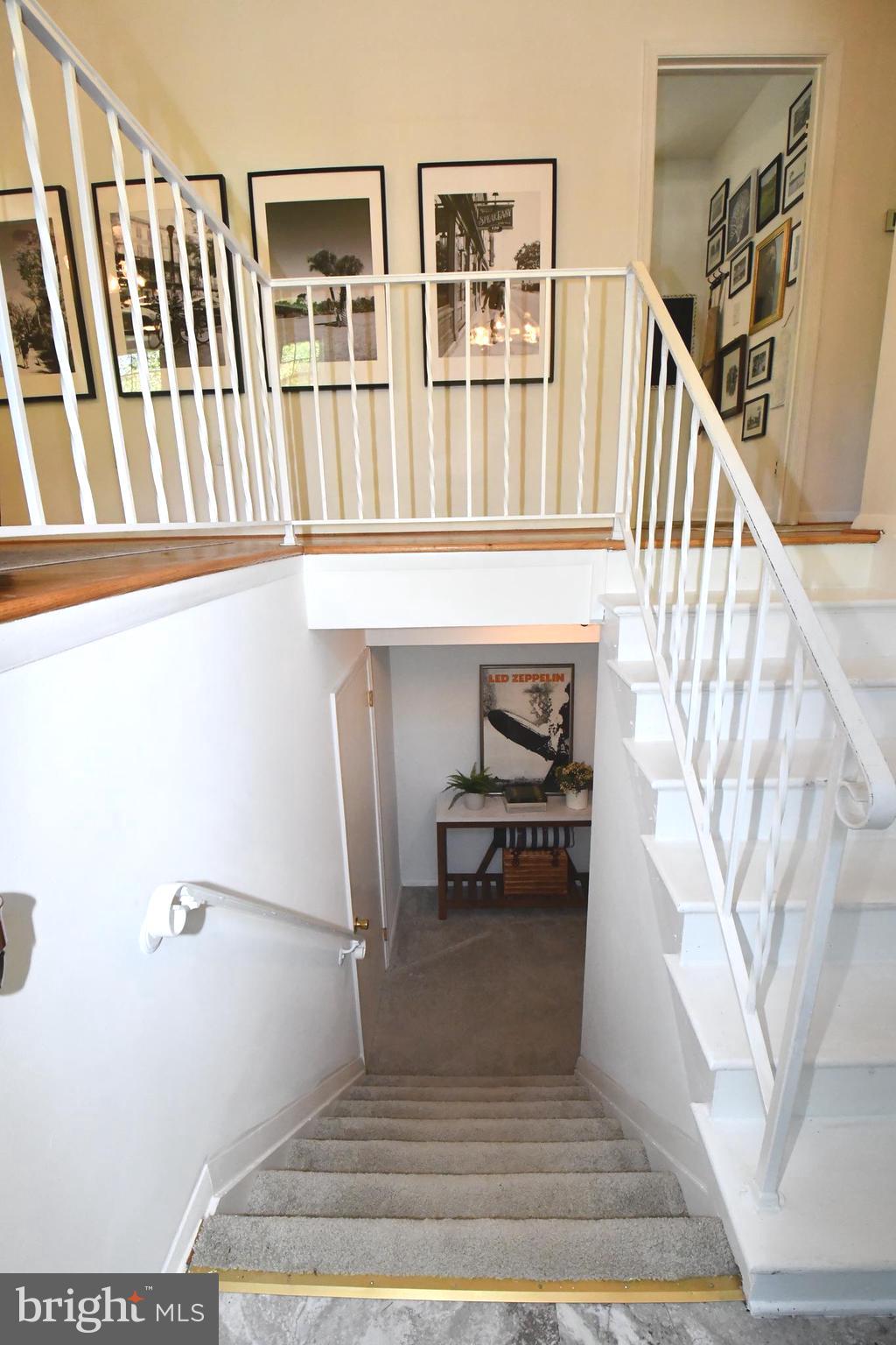 LAKE RIDGE - HARBOR - Residential Lease