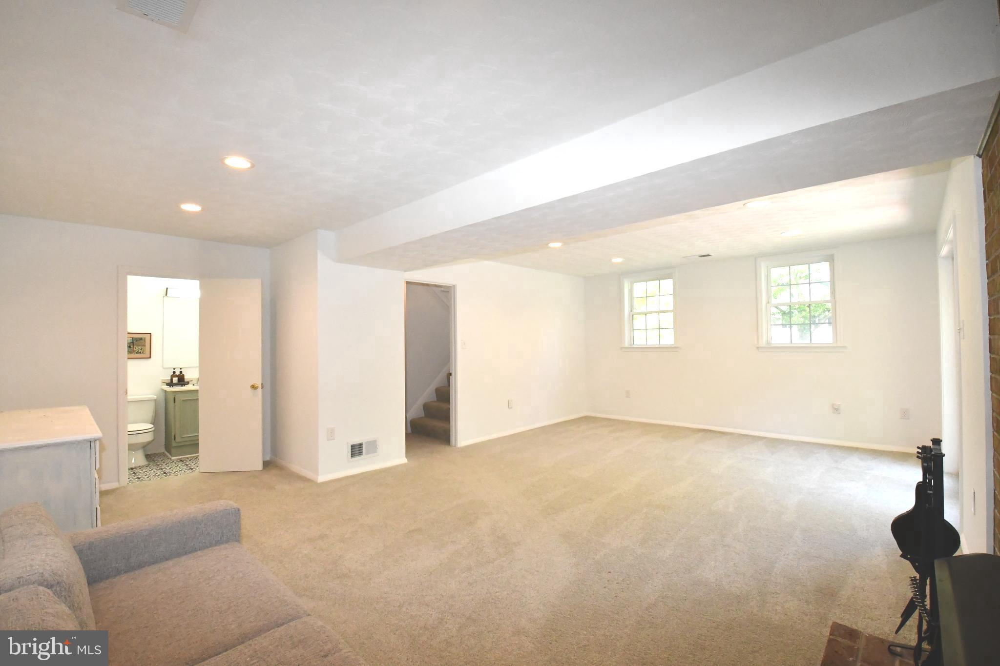 LAKE RIDGE - HARBOR - Residential Lease