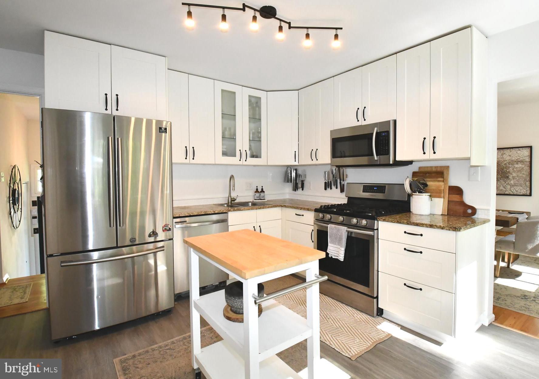 LAKE RIDGE - HARBOR - Residential Lease