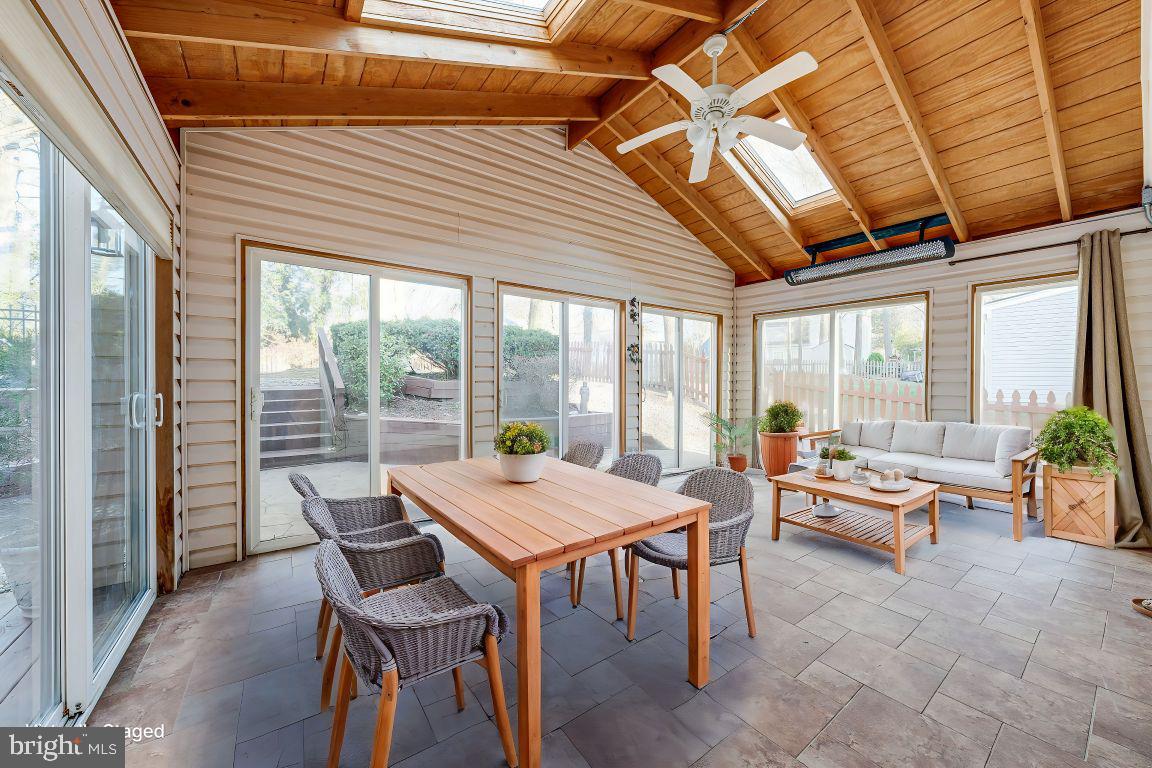 LAKE RIDGE - Residential